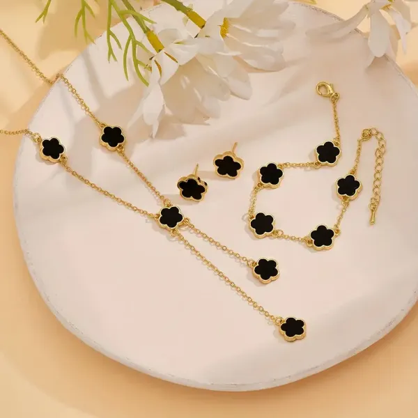 Lucky Five-Petal Clover Jewelry Set | Necklace, Earrings & Bracelet | Elegant European Style