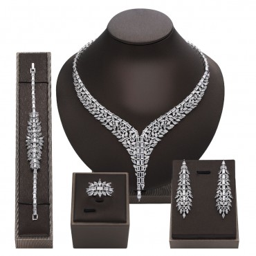 Necklace Earrings 4-Piece Set for Women – Elegant Jewelry Collection