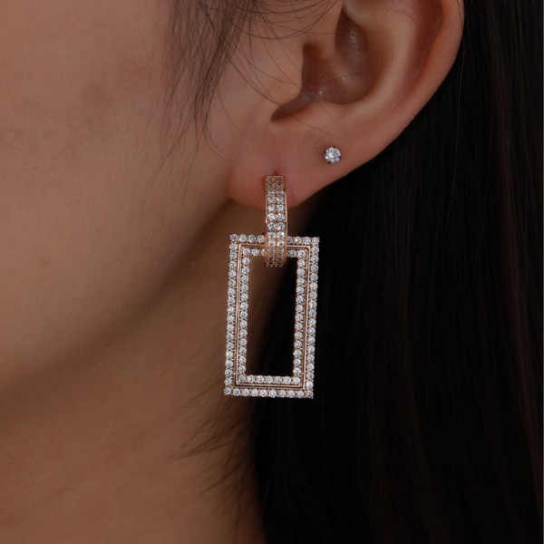 Xuping Alloy Gold-Plated Super Flash Diamond Long Earrings - Glamour in Every Drop